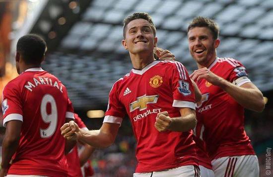 展现出了成 展现出了成